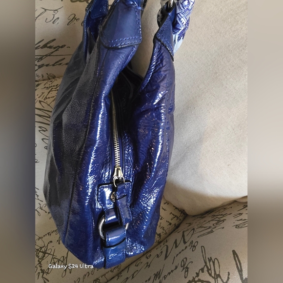 Coach Madison Maggie Patent Leather Shoulder Bag EUC w/ Twilly & Charm - Picture 5 of 17